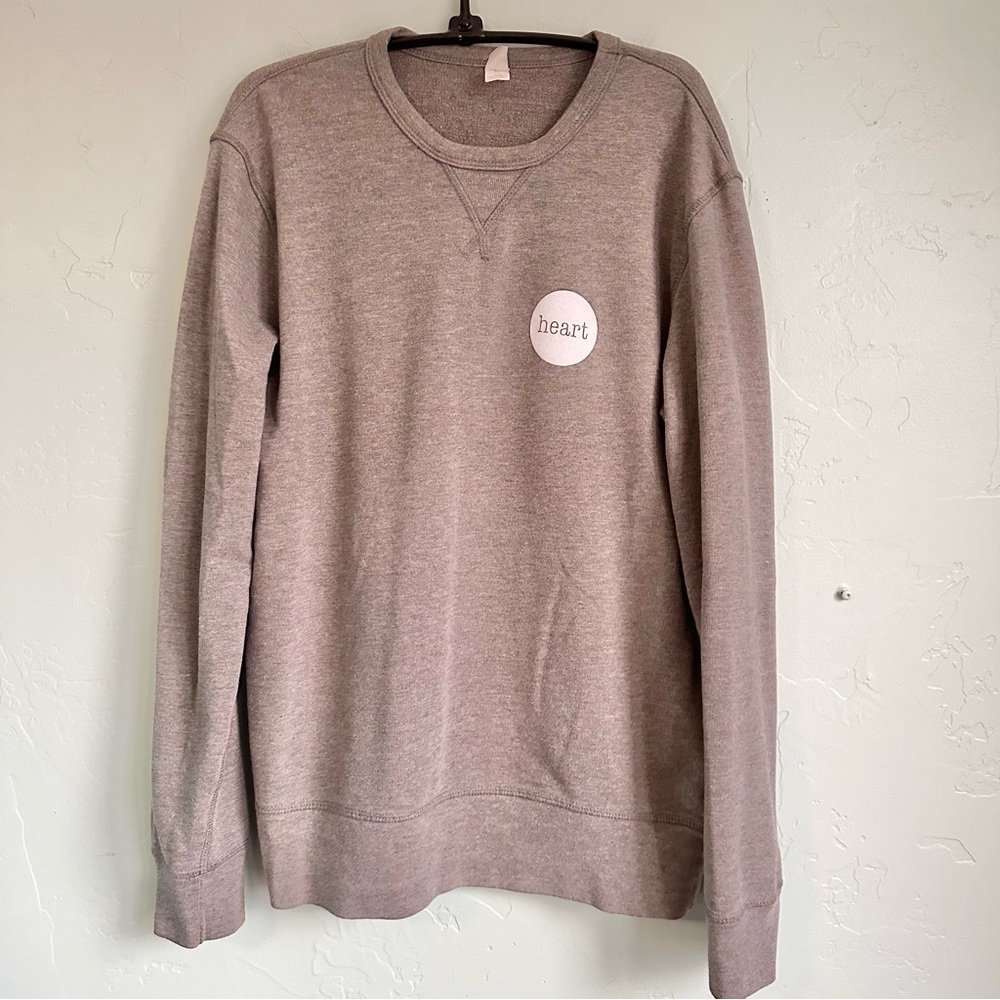 Alternative Heather Gray Basic‎ Crewneck Heart Sweatshirt Medium Heart Coffee